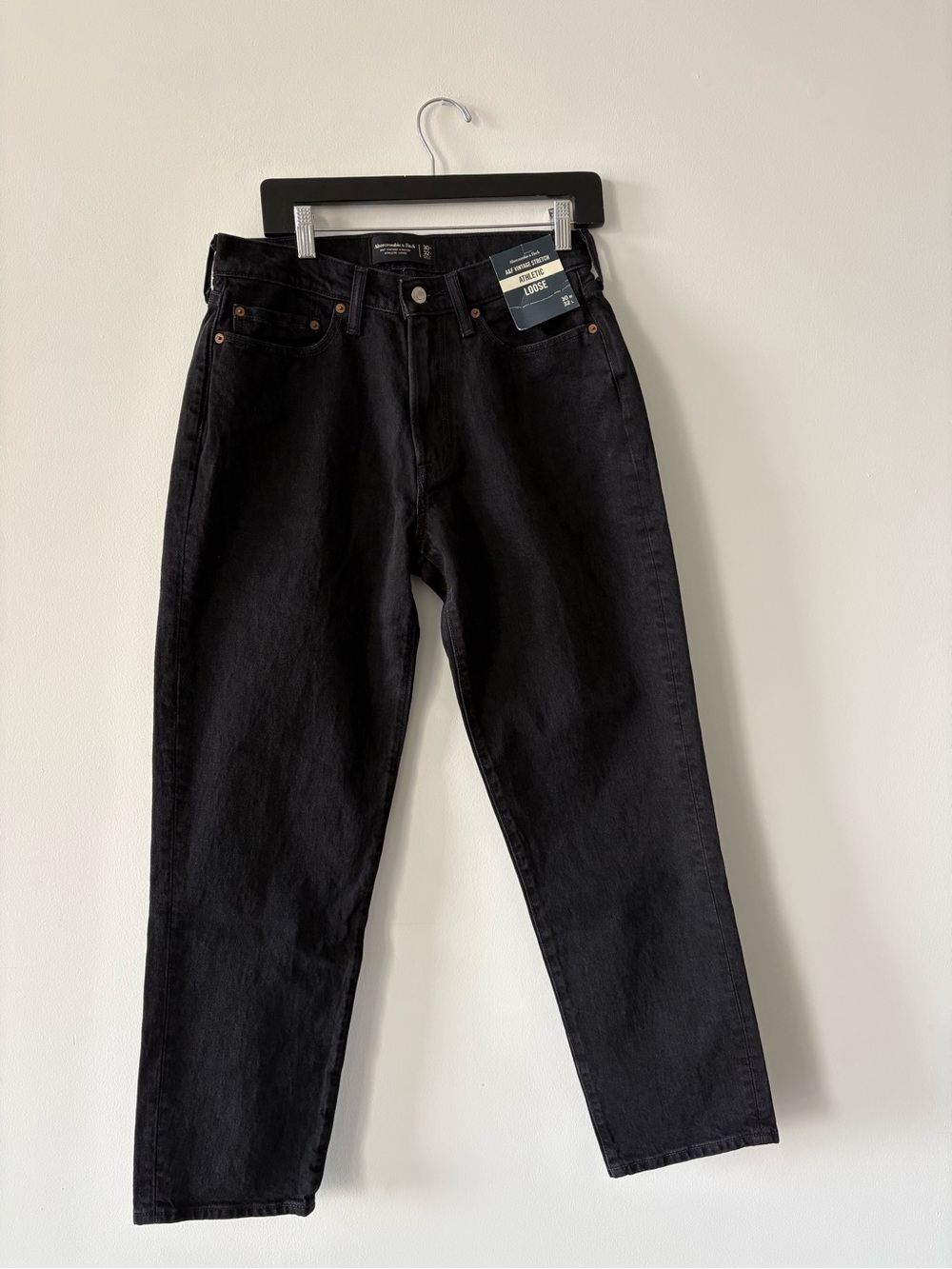 NWT Abercrombie & Fitch Vintage Stretch Men's Black Athletic Loose Jeans 30w 32L
